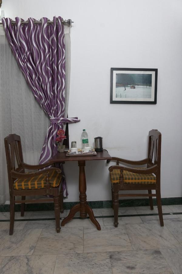 Hotel White Rose Kochi Екстер'єр фото