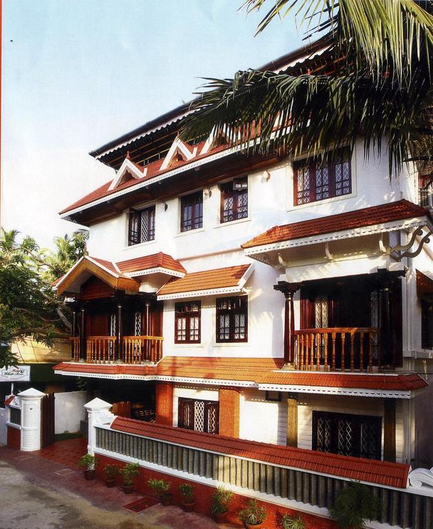 Hotel White Rose Kochi Екстер'єр фото
