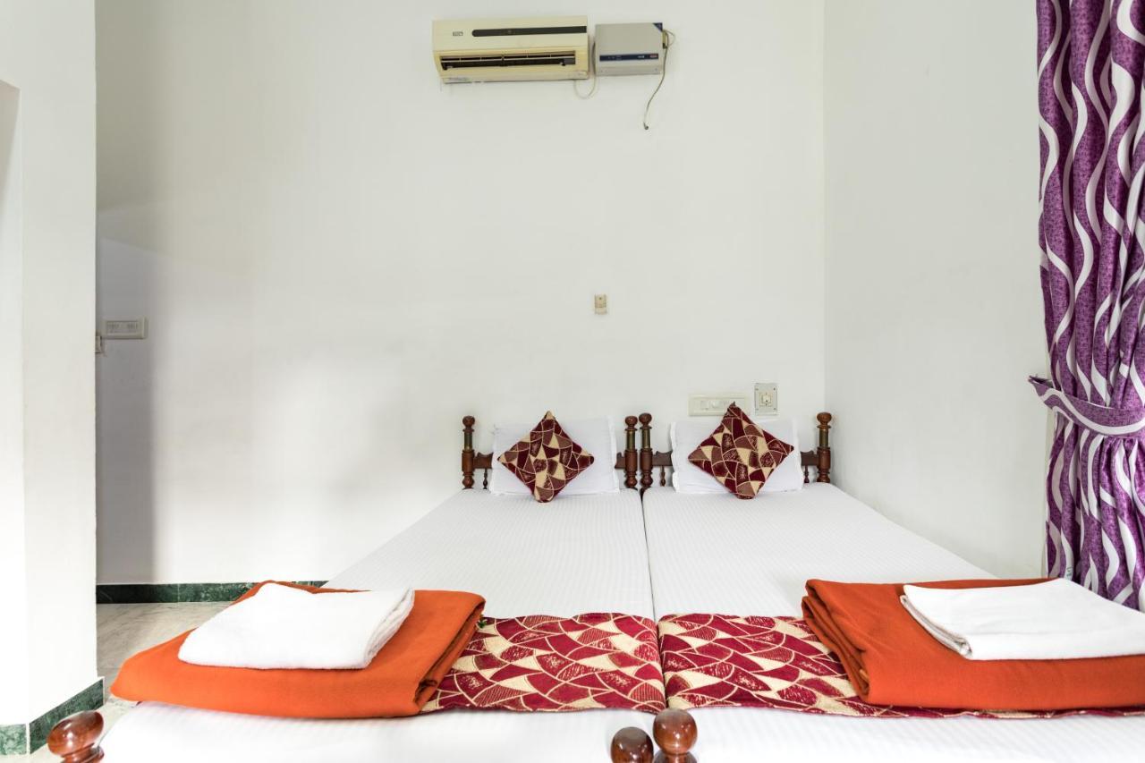Hotel White Rose Kochi Екстер'єр фото